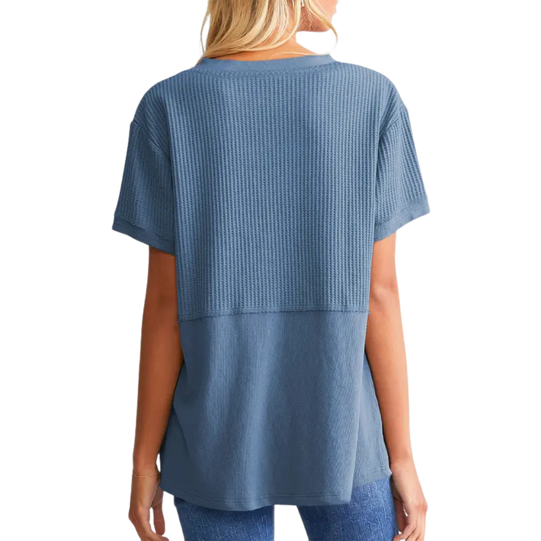 GRACIE™ – Cozy Waffle Knit V-Neck Top