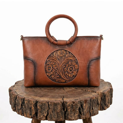 Luciana’s Carved Detail | Handbag