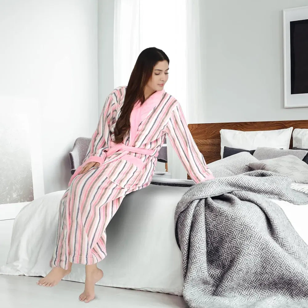 Women Fleece Shawl Collar Bathrobe - Plush Long Robe